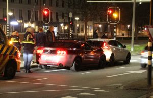 Lichtgewonde bij aanrijding Koningskade Den Haag