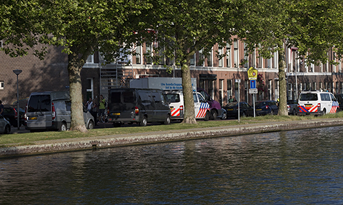 13 juli Duikers arrestatieteam zoeken op Oostsingel.