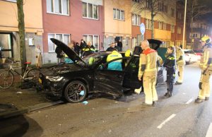 Drie gewonden bij aanrijding Wouwermanstraat Den Haag