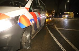 Agent lichtgewond na eenzijdig ongeval met dienstvoertuig Buitenwatersloot Delft