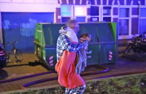 Vier personen, waaronder twee kinderen gered bij uitslaande brand in woning ‘s-Gravenzandelaan Den Haag