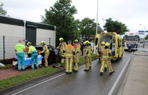 Meerdere gewonden bij flinke aanrijding Grote Woerdlaan Naaldwijk