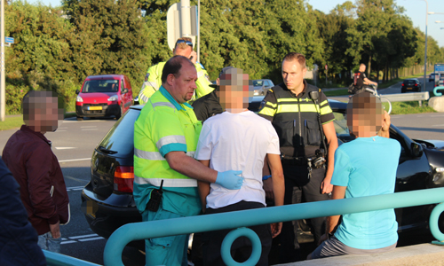 22 augustus Gewonden bij kop-staart aanrijding Nieuweweg Honselersdijk