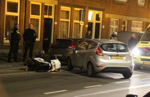 Scooterrijder gewond na aanrijding met auto Steijnlaan Den Haag