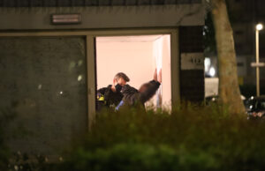 Politie valt binnen bij illegaal feest De Dreef Den Haag