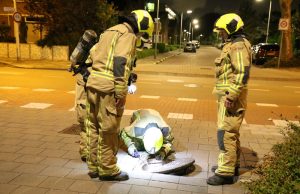 Gedumpte benzine zorgt voor flinke stankoverlast Van der Goesstraat Honselersdijk