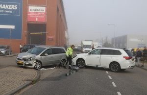 Flinke schade na ongeval ‘s-Gravenzandseweg Wateringen