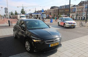 Tramverkeer gestremd na aanrijding Phoenixstraat Delft