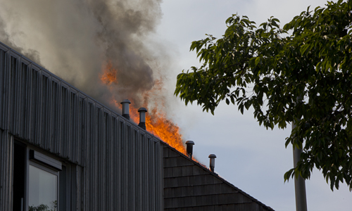 13 juni Uitslaande woningbrand Stiemensvaart Den Haag