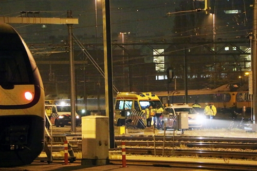 26 november Gewonde bij ongeval op rangeerterrein Binckhorstlaan Den Haag