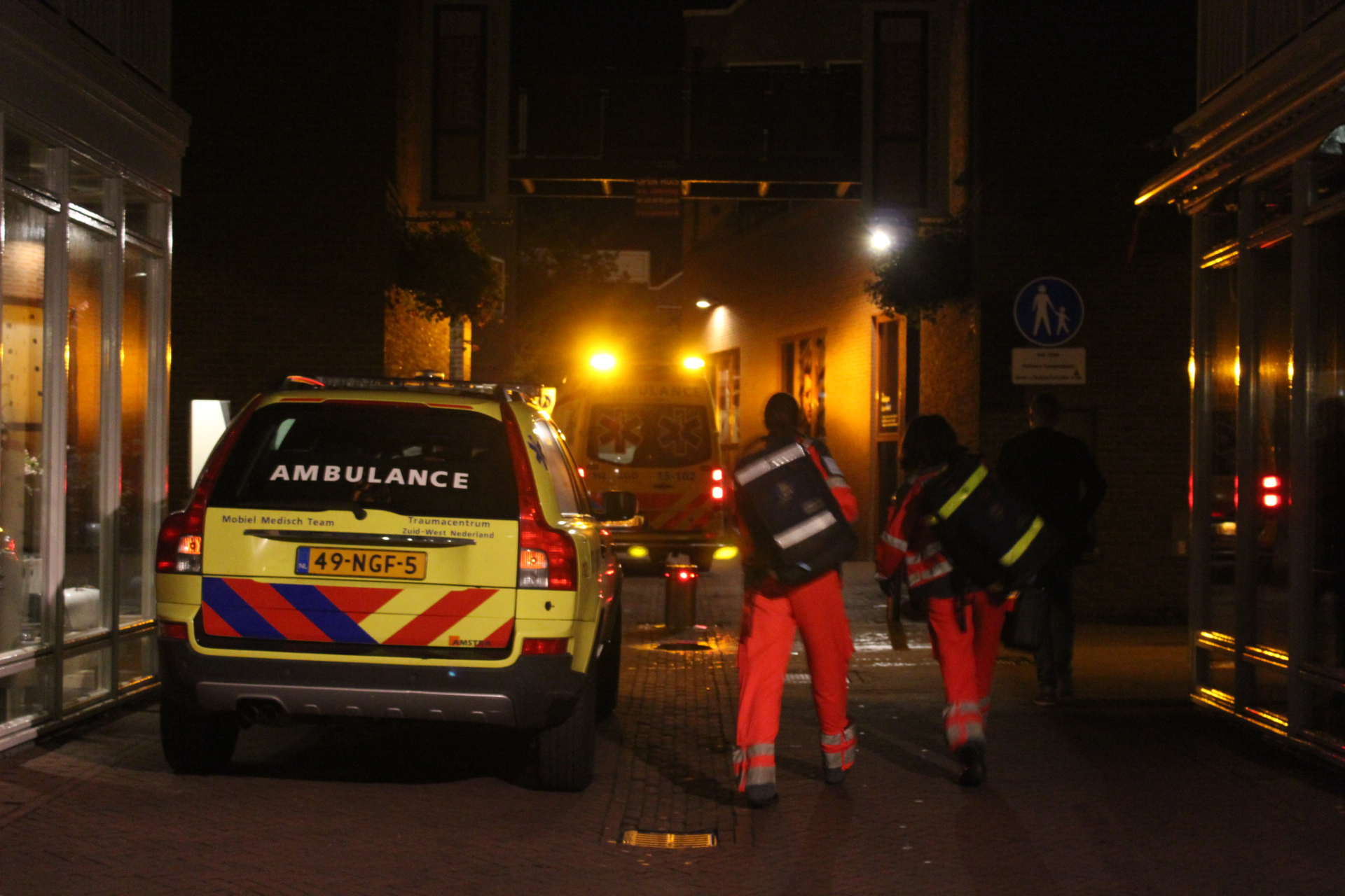 1 oktober Man raakt zwaargewond in trappenhuis Koningin Julianastraat Nootdorp