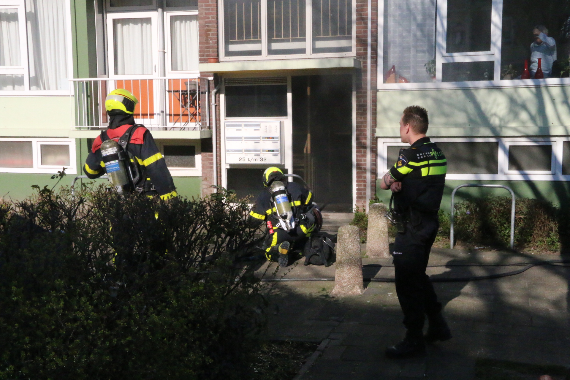 27 maart Brandje in berging van flat Landmeterpad Delft