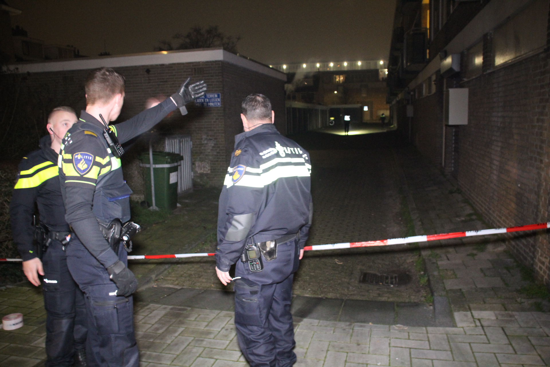 Politie Lost Schot Na Vechtpartij Van De Kasteelestraat ‘s-Gravenzande ...