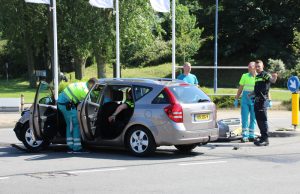 Forse aanrijding op de Dirk van den Burgweg Hoek van Holland