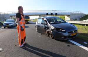 Snelweg volledig afgesloten na aanrijding A4 Schipluiden