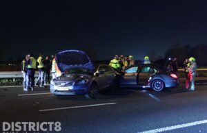 Meerdere gewonden bij aanrijding A13 Delft