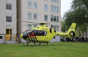 Traumahelikopter ter plaatse bij medisch incident in woning Meppelweg Den Haag