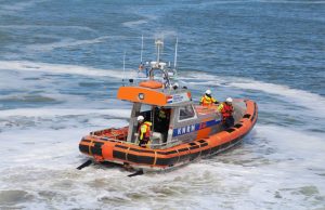 Hulpdiensten zoeken vijfde dode van surfdrama Noordelijk Havenhoofd Den Haag