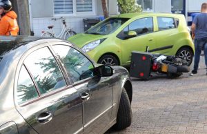 Bezorgscooter aangereden Aziëlaan Delft