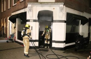 Middelbrand in waterpijp-café Beeklaan Den Haag