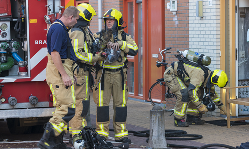 5 juli Gewonde bij brand in woning Operatie Mannahof Nootdorp