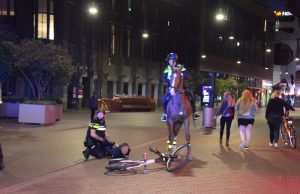Politie houdt minstens 3 mannen aan tijdens onrust op uitgaansavond Den Haag