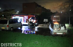 Inhoud van geparkeerde aanhanger in brand Zuideindseweg Delfgauw