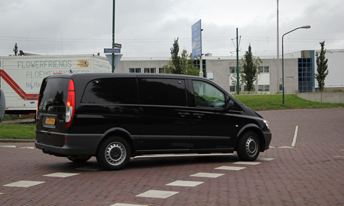 4 augustus Flinke politie inzet na aantreffen verdacht pakketje Patrijsweg Rijswijk