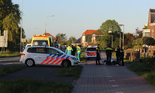 8 mei Brommerrijder gewond na aanrijding met auto Wateringseweg Poeldijk