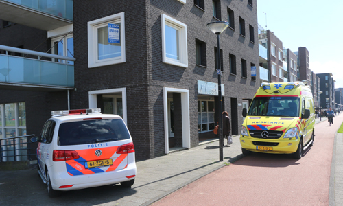 18 april Traumahelikopter vliegt uit voor medische noodsituatie met kindje Laan van Wateringse Veld Den Haag