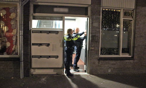 13 oktober Zwaard aangetroffen na conflict Teniersplatsoen Den Haag