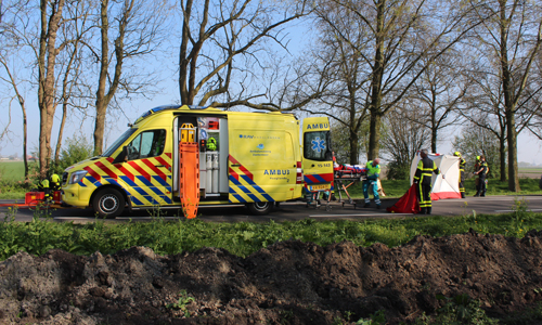 9 april Auto raakt van de weg en komt tot stilstand tegen een boom Nieuwe Hoefweg-N209 Bleiswijk