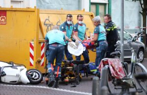 Scooter bestuurder gewond na aanrijding Boekhorststraat Den Haag