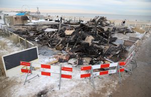 Niets meer over van strandpaviljoen ‘Oase Beachclub’ Noorderstrand Scheveningen