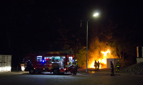 13 juni Personenauto brandt volledig uit op afgelegen parkeerterrein Rijswijk