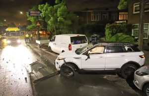 Enorme ravage na ongeval Lindelaan Rijswijk