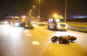 Meerdere gewonden bij aanrijding A4 Den Hoorn