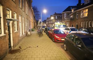 Steekpartij met drie gewonden in woning Simonsstraat Delft