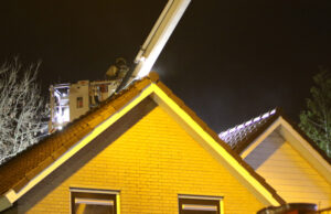 Brandweer rukt uit voor schoorsteenbrand Katwijkerlaan Pijnacker