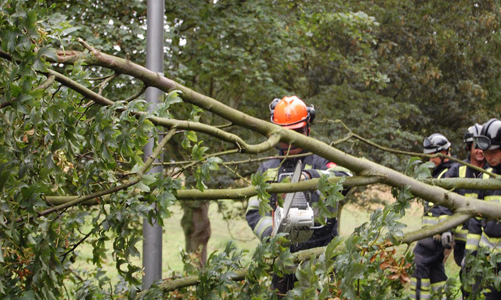 10 september Brandweer heeft het druk met stormschade meldingen