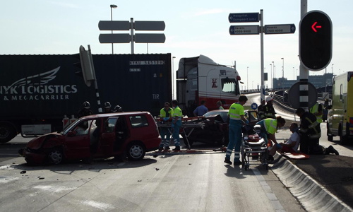 22 juli Gewonden na aanrijding Vondelingenweg