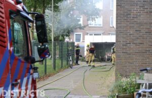 Rookontwikkeling bij brand in studentenwoning Clara van Sparwoudestraat Delft