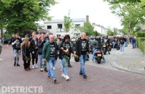 Stille tocht voor overleden Pascal (47) na steekpartij Oostsingel Delft