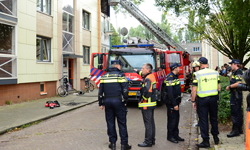 10 september Vrouw en kind van balkon gered bij brand in Gouda