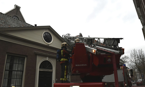 Media Terplaatse_brand_zolder_lokhorststraat_ldn_11042015_Image00108