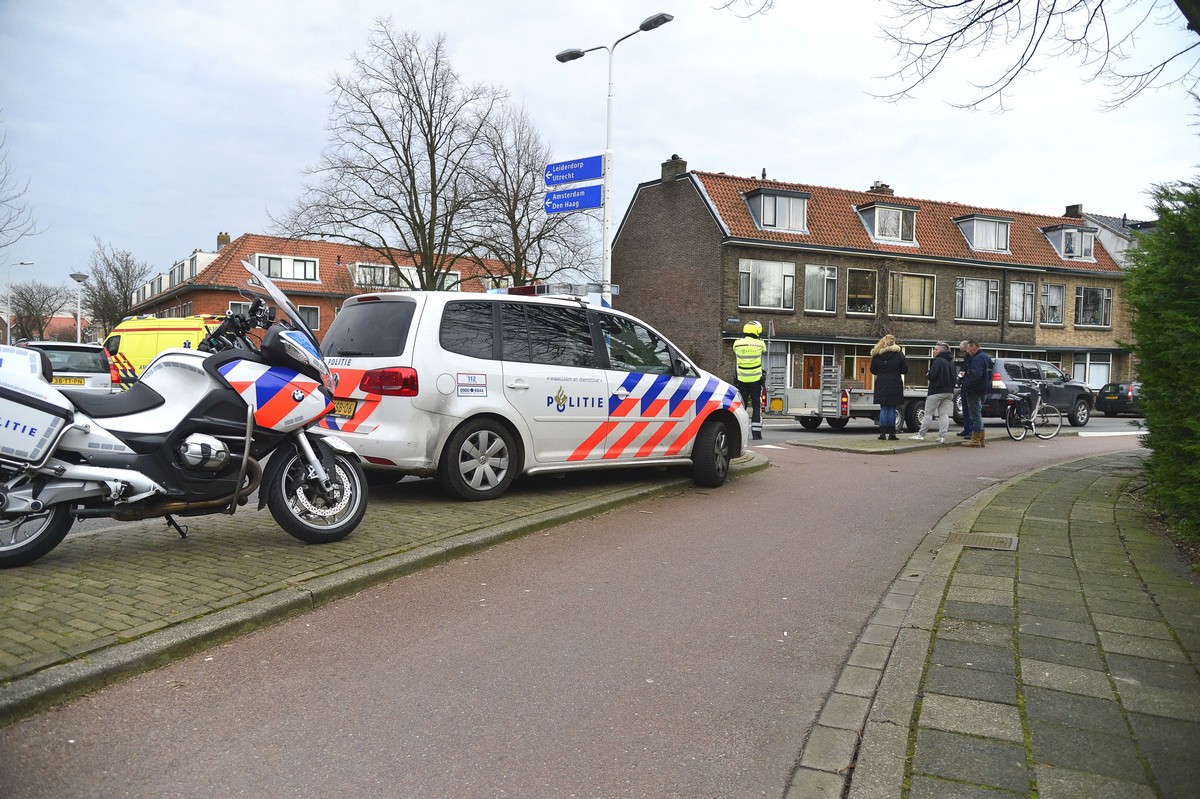 25 februari Gewonde bij aanrijding Herensingel Leiden