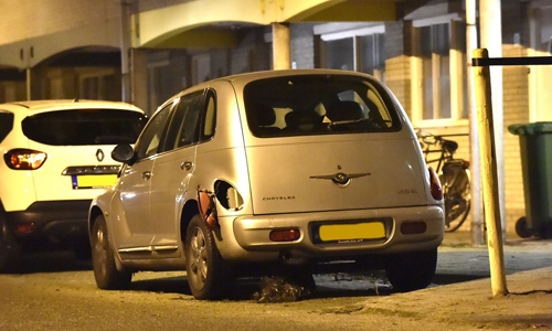 Media_Terplaatse_auto_op_geblazen_leiden_24012015_Image00099