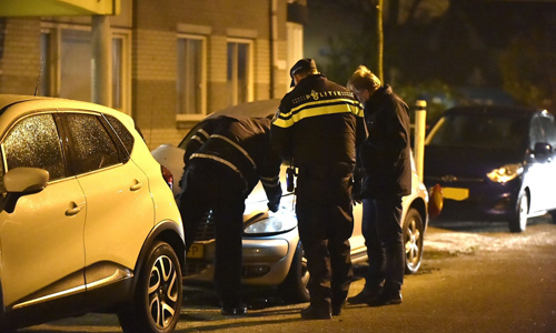 Media_Terplaatse_auto_op_geblazen_leiden_24012015_Image00103