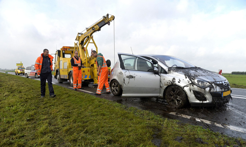 Media_Terplaatse_auto_water_oude_wetering_16102014_Image00112