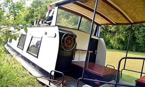 Mediaterplaatse_zinkende_boot_rijnsburg_26062014_Image00103